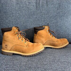 Women's Timberland Waterville 6-Inch Lace-Up Waterproof Boot Size 8.5